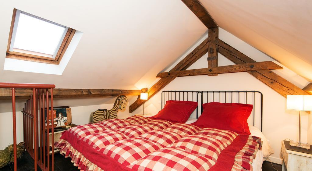 Les Petites Vosges Bed & Breakfast Bagneres-de-Bigorre Room photo